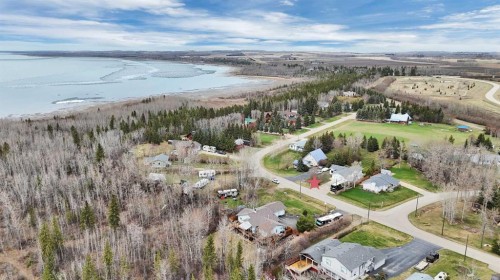 25-41124 Range Road 282  Rural Lacombe County, AB T4L 2N3