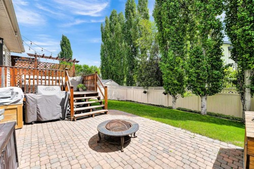 272 Douglas Glen Boulevard Se, Calgary, AB 