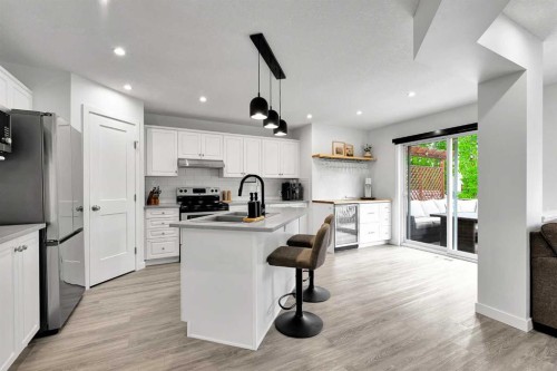 272 Douglas Glen Boulevard Se, Calgary, AB 