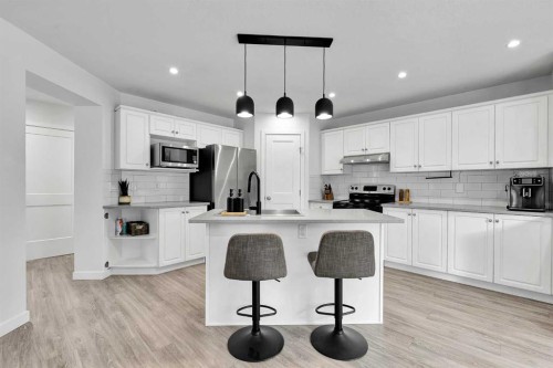 272 Douglas Glen Boulevard Se, Calgary, AB 