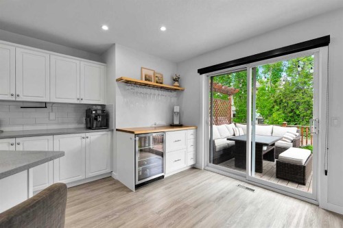 272 Douglas Glen Boulevard Se, Calgary, AB 