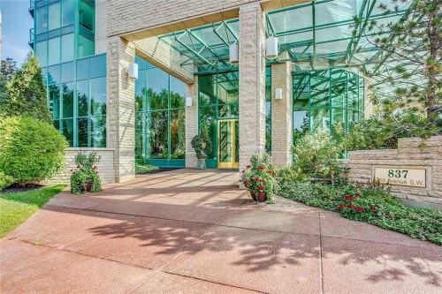 303-837 2 Avenue Sw, Calgary, AB - Outdoor
