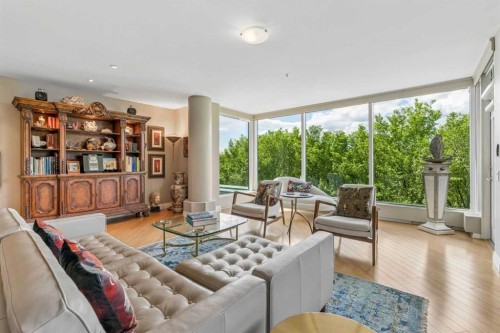 303-837 2 Avenue Sw, Calgary, AB - Indoor Photo Showing Living Room