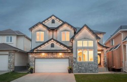87 Royal Birch Point NW Calgary, AB T3G 5P9
