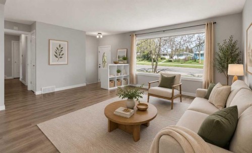 5203 Memorial Drive Se, Calgary, AB - Indoor Photo Showing Living Room