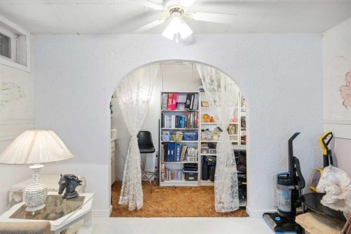 41 Castleglen Road Ne, Calgary, AB - Indoor Photo Showing Other Room