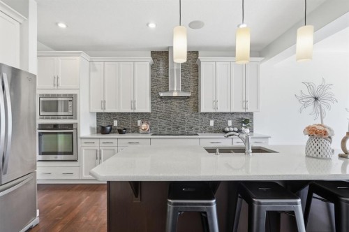 108 Evansborough Crescent Nw, Calgary, AB 