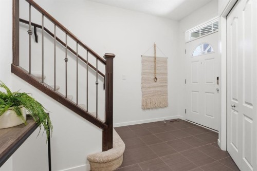 108 Evansborough Crescent Nw, Calgary, AB 