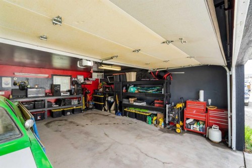 72 New Brighton Common Se, Calgary, AB 