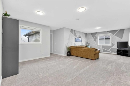 55 Hanson Way Ne, Langdon, AB 