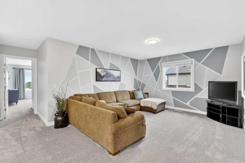 55 Hanson Way Ne, Langdon, AB 