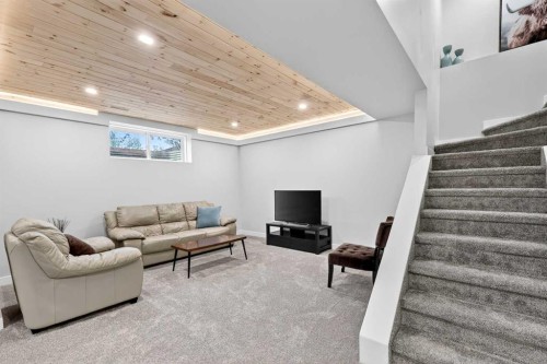 55 Hanson Way Ne, Langdon, AB 