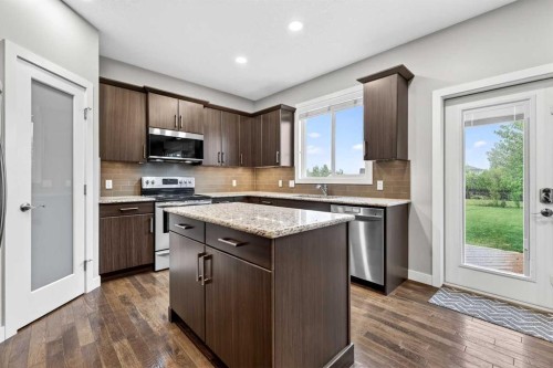 55 Hanson Way Ne, Langdon, AB 