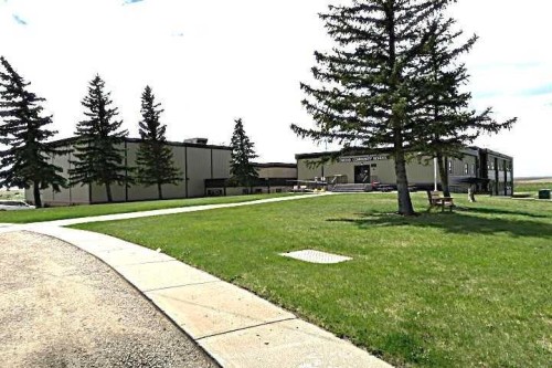 217 1 Street North, Lomond, AB 