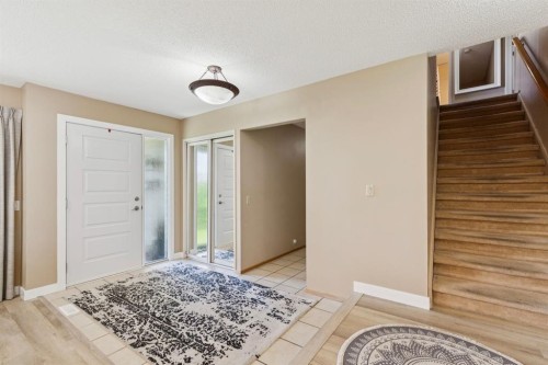 243 Silvergrove Place Nw, Calgary, AB 