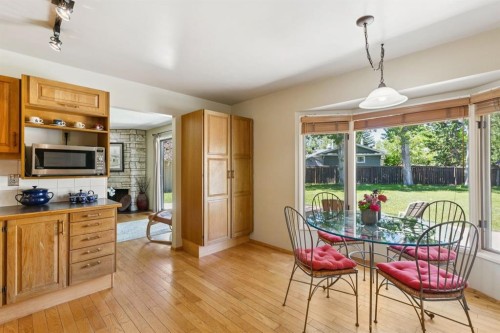 243 Silvergrove Place Nw, Calgary, AB 
