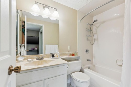 243 Silvergrove Place Nw, Calgary, AB 