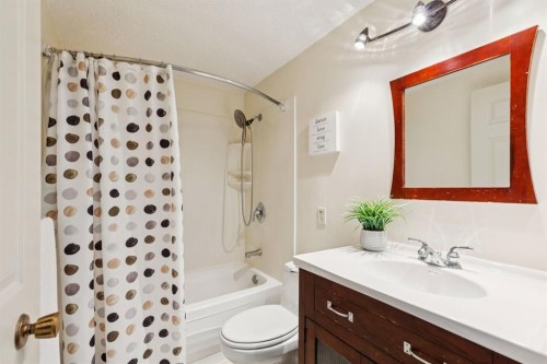 243 Silvergrove Place Nw, Calgary, AB 