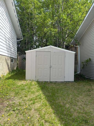 10629 104 Avenue, Grande Cache, AB - Outdoor