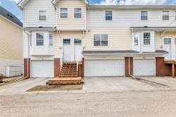 252 Prestwick Acres Lane SE Calgary, AB T2Z 3Y2