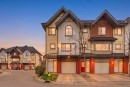 402 Wentworth Villas Sw, Calgary, AB  - Outdoor With Facade 