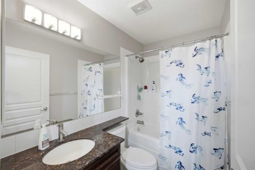 402 Wentworth Villas Sw, Calgary, AB - Indoor Photo Showing Bathroom