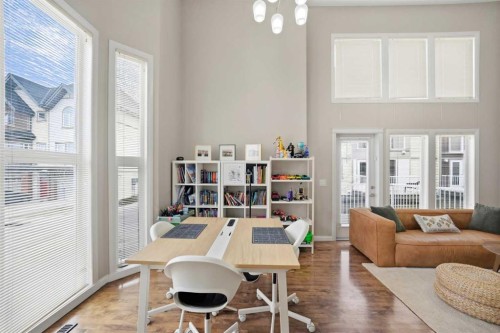 402 Wentworth Villas Sw, Calgary, AB - Indoor Photo Showing Other Room