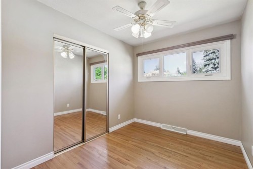 8028 5 Street Sw, Calgary, AB 