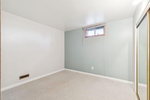 8028 5 Street Sw, Calgary, AB 