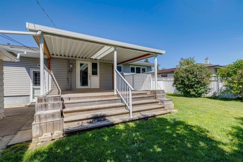 8028 5 Street Sw, Calgary, AB 