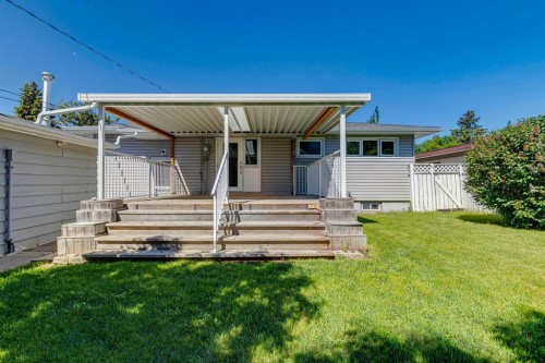 8028 5 Street Sw, Calgary, AB 