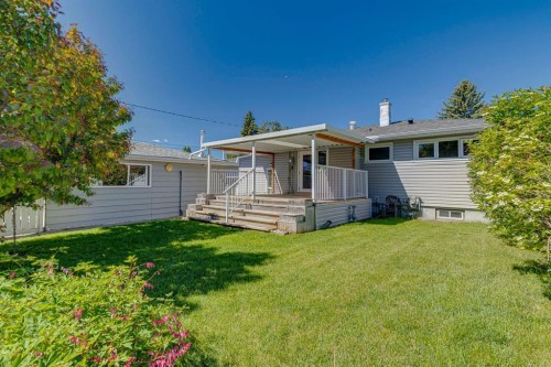 8028 5 Street Sw, Calgary, AB 