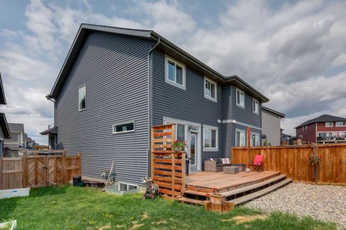 260 Sundown View, Cochrane, AB 