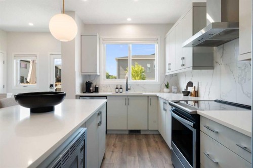 3872 202 Avenue Se, Calgary, AB - Indoor Photo Showing Kitchen With Upgraded Kitchen