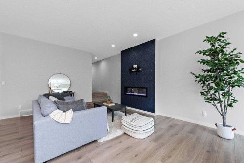 54 Seton Manor Se, Calgary, AB 