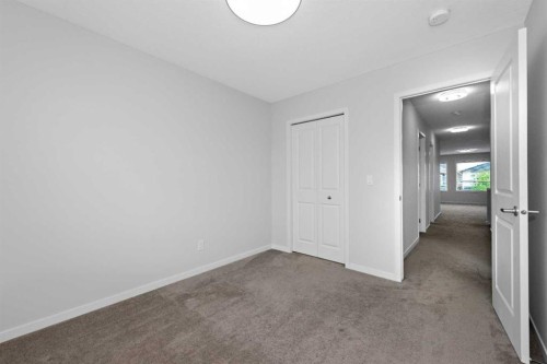 54 Seton Manor Se, Calgary, AB 