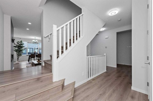 54 Seton Manor Se, Calgary, AB 
