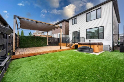 54 Seton Manor Se, Calgary, AB 