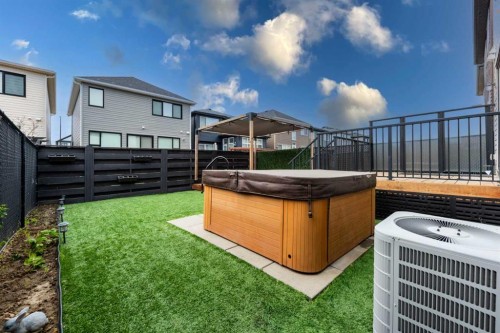 54 Seton Manor Se, Calgary, AB 