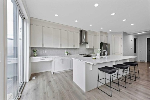 54 Seton Manor Se, Calgary, AB 