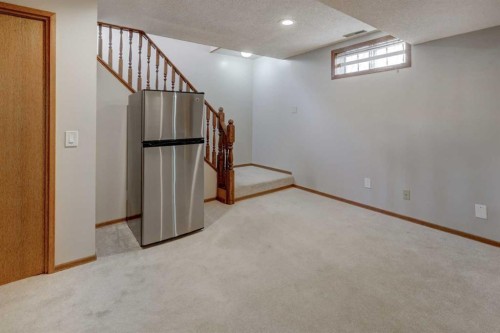 3444 Temple Way Ne, Calgary, AB 