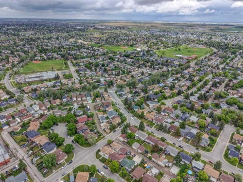 3444 Temple Way Ne, Calgary, AB 