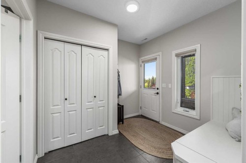 37 Cimarron Park Green, Okotoks, AB 