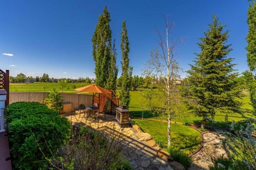 37 Cimarron Park Green, Okotoks, AB 