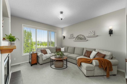 37 Cimarron Park Green, Okotoks, AB 