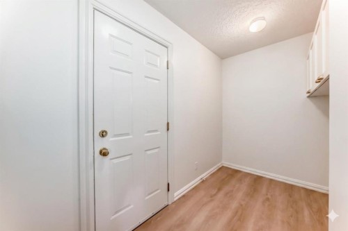 78 Scimitar View Nw, Calgary, AB 