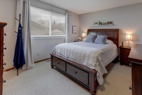 108 Templeview Place Ne, Calgary, AB - Indoor Photo Showing Bedroom