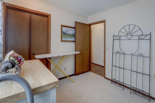 108 Templeview Place Ne, Calgary, AB - Indoor