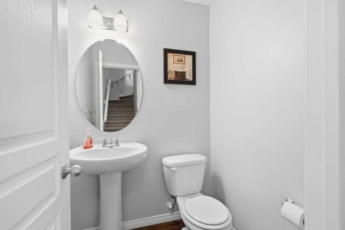 148 Cranarch Road Se, Calgary, AB - Indoor Photo Showing Bathroom
