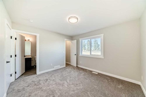 903 Clover Road, Carstairs, AB - Indoor Photo Showing Other Room